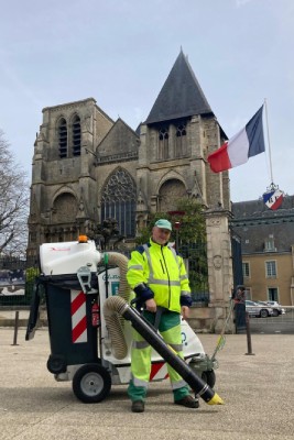 L'équipement électrique de voirie a de nombreux avantages pour le nettoyage de votre ville